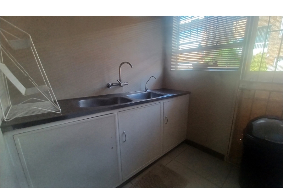 3 Bedroom Property for Sale in Naudeville Free State